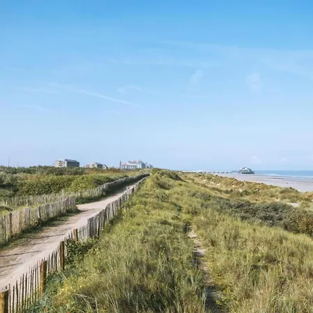 アパート In Near & Pier *